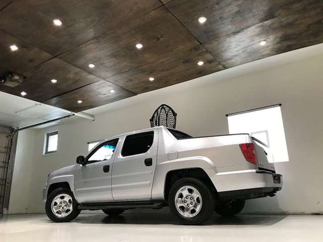 2010 Honda Ridgeline 4x4 RT 4dr Crew Cab